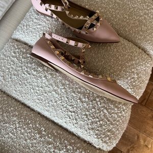 Valentino Garavani Rockstud.  Ballerina flats